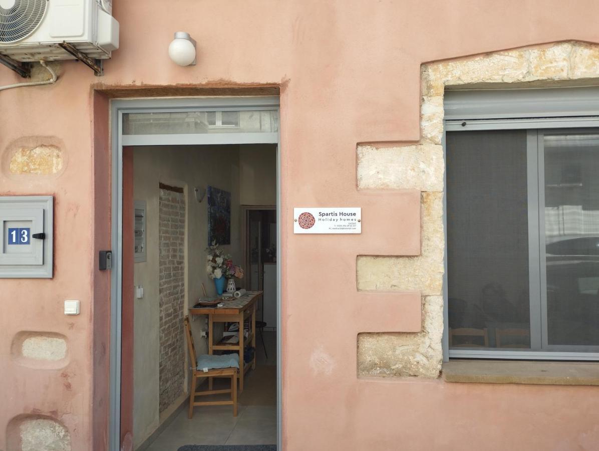 Spartis House 50M From The Beach Ханя Екстериор снимка